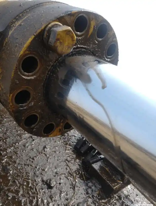 Mitkä ovat öljyvuotojen yleiset syyt hydraulisylintereissä？