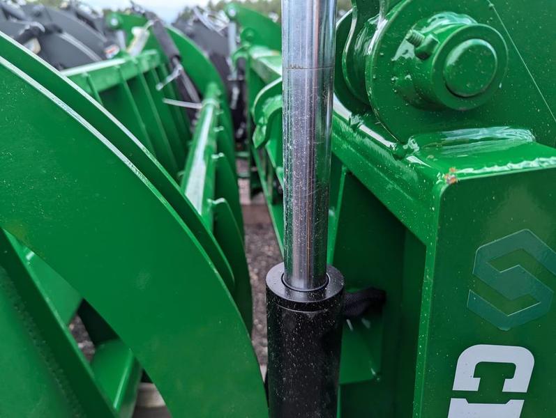 Kuinka vaihtaa traktorin hydraulisylinteri?